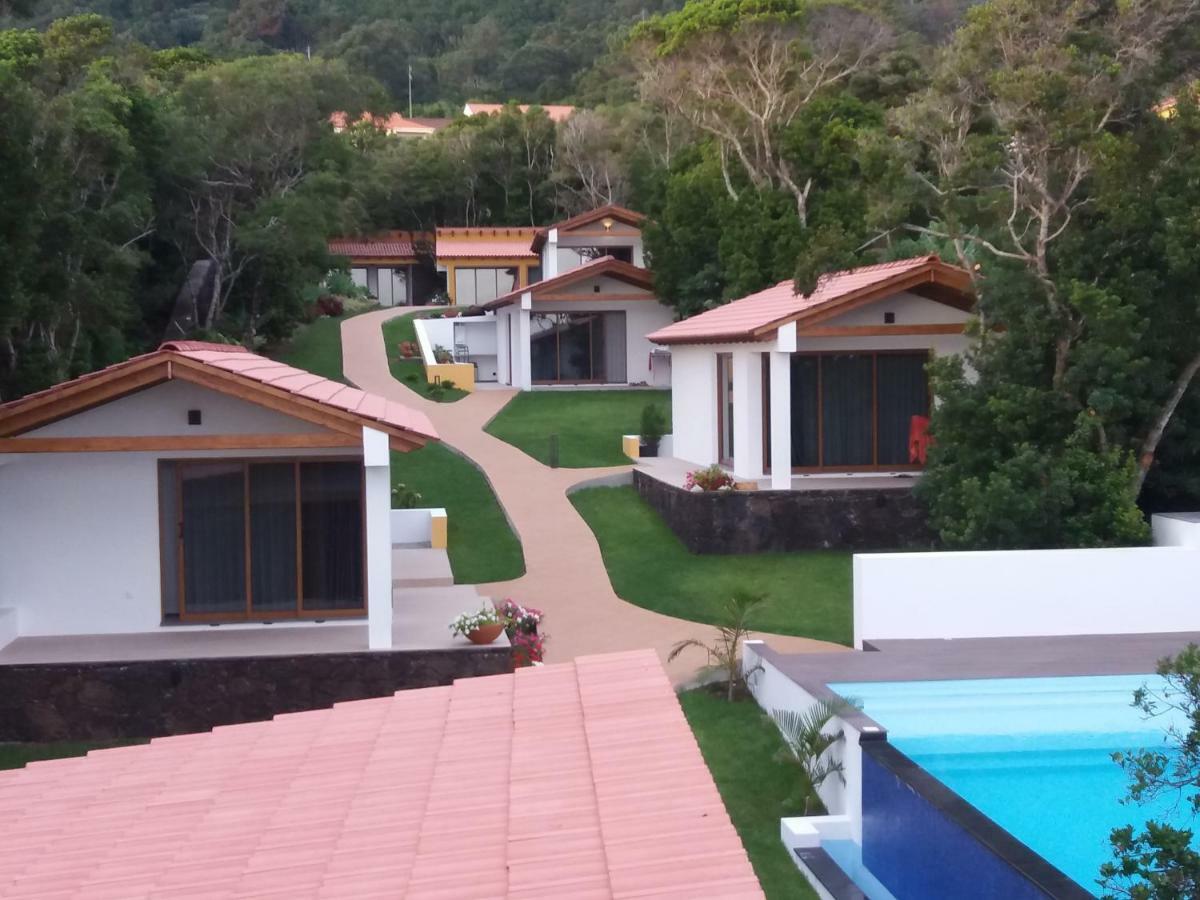 Villas Casteletes Urzelina المظهر الخارجي الصورة